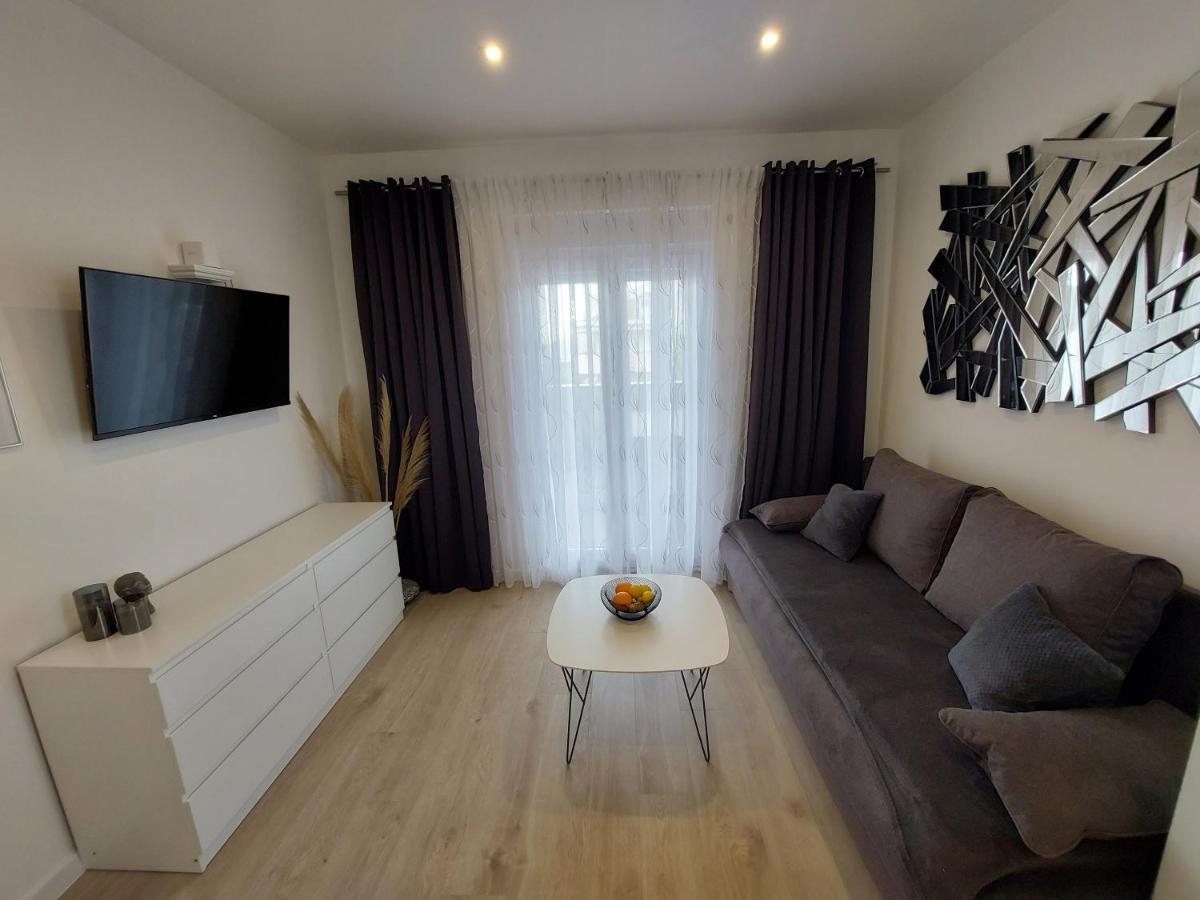 Amare Apartment